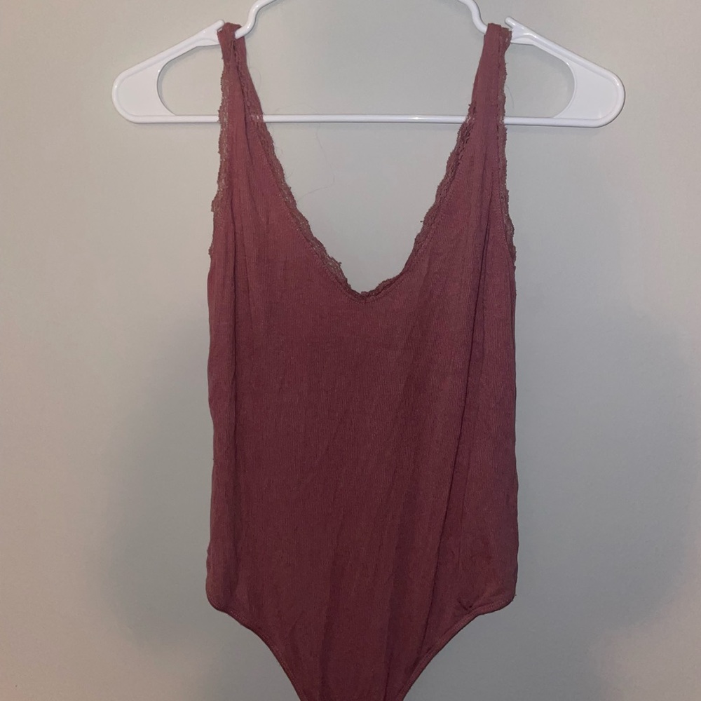 Wild Fable Dusty Pink Lace Bodysuit